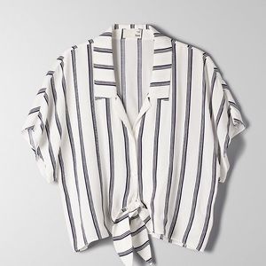 Aritzia Wilfred Free Tie Front Blouse